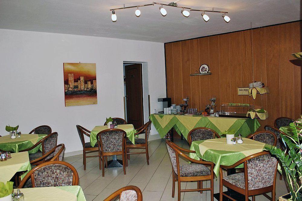 Erlaa Bed & Breakfast Wenen